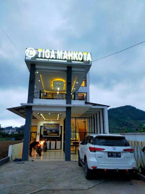 Tiga Mahkota Homestay: Kesegaran dan Kenyamanan di Tiga Mahkota Homestay 