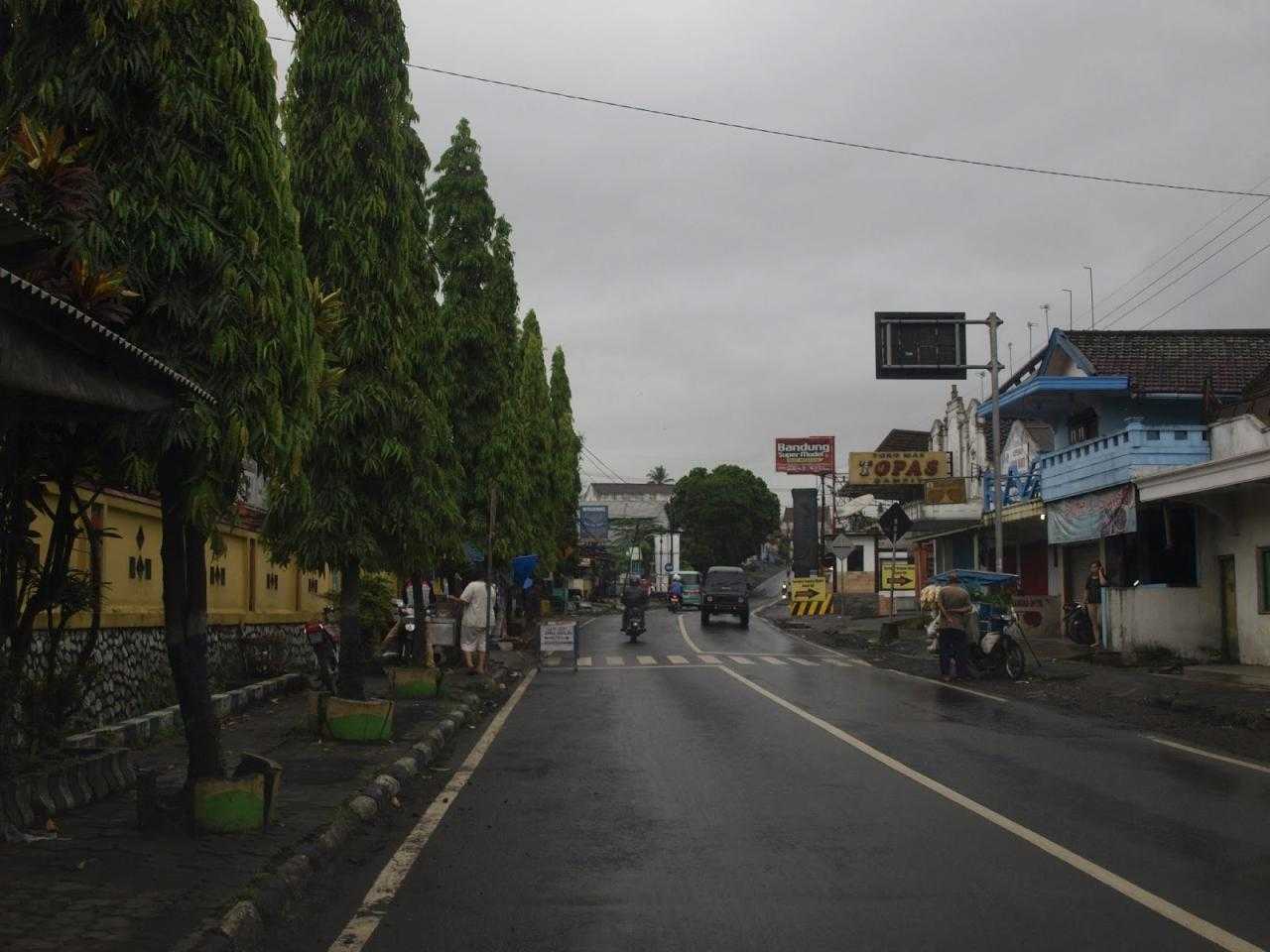 Hotel Dampit Malang: Suasana Asri dan Nyaman di Hotel Dampit 